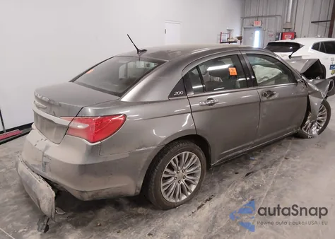 2012 Chrysler 200 Limited из США, поврежденный, VIN 1C3CCBCB5CN301985